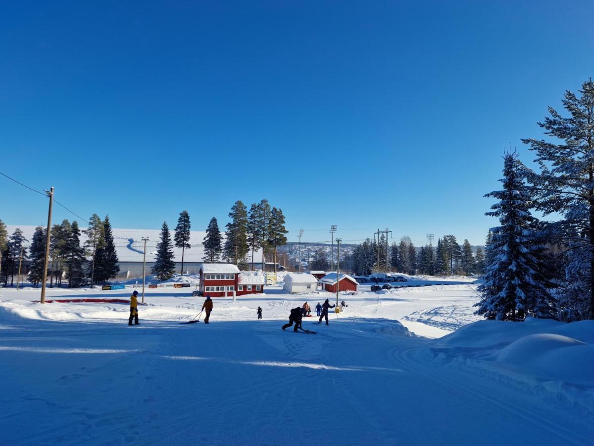 Отель Badeland Gjestegard Raufoss Экстерьер фото